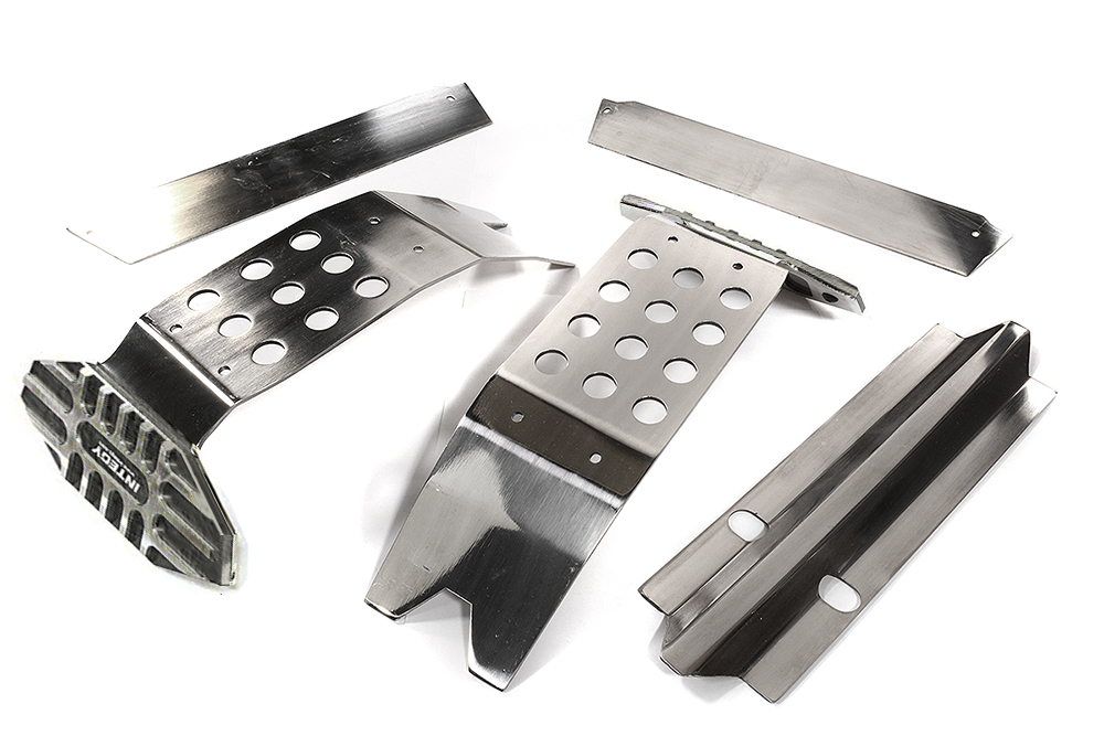 C27189GUN Stainless Steel (Req. Polishing) Skid Plate Set for Traxxas X-Maxx 4X4 7744 7745 - Image 1