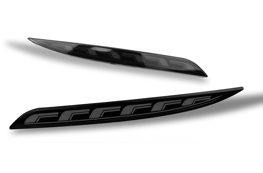 C33419 Black Housing Full LED Rear Bumper Fog Reflex Lamp for Tesla Model Y - Image 1